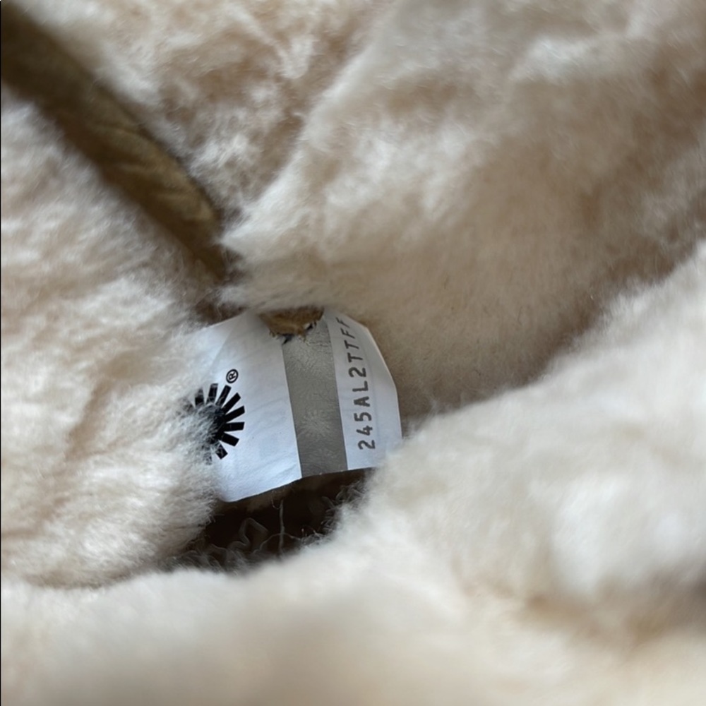 🍁UGG🍁 BAILEY BOW DIAGONAL STRIPES BOOTS - Picture 12 of 16